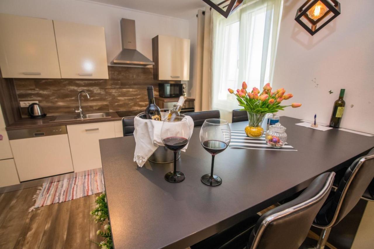 Apartment Traversa Novalja Εξωτερικό φωτογραφία