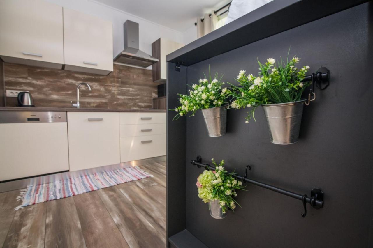Apartment Traversa Novalja Εξωτερικό φωτογραφία